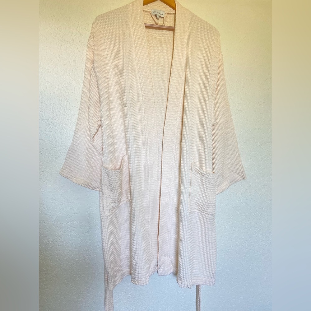 Ettitude Waffle Bamboo Cream Robe - Picture 3 of 11